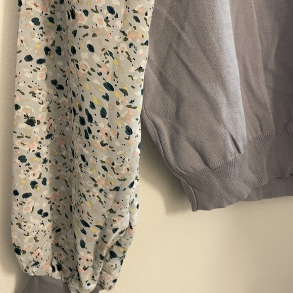 Beautiful colorblock sweater / blouse sleeve sweater - Picture 2 of 3